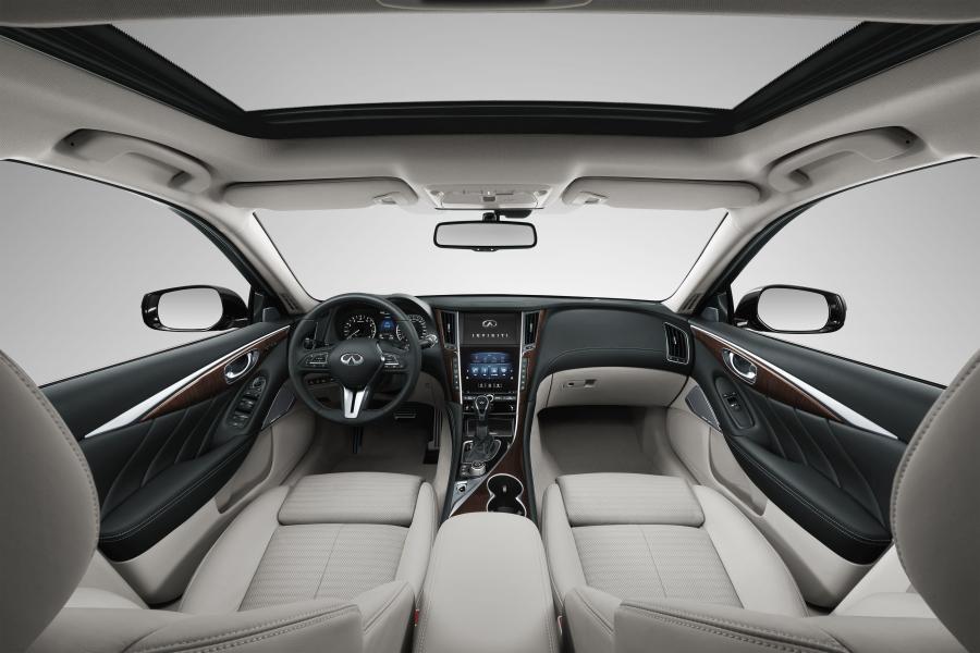 Торпедо Infiniti Q50L 2.0t Sport 2018 года  (CN) (фото 6 из 10)